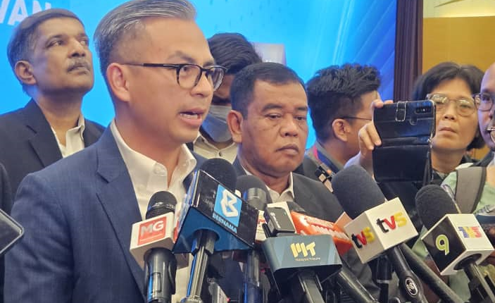 Fahmi Fadzil-Communications Minister