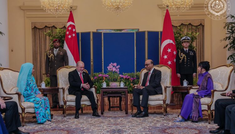 Singapore welcomes the King and Queen for their first state visit
