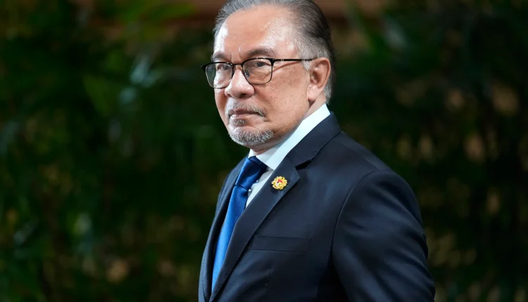 Wait for the Finance Minister II announcement of the diesel price float, says PM