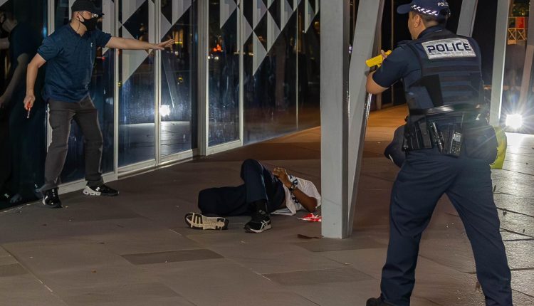 An attack on a Johor police station prompts Singapore to increase security