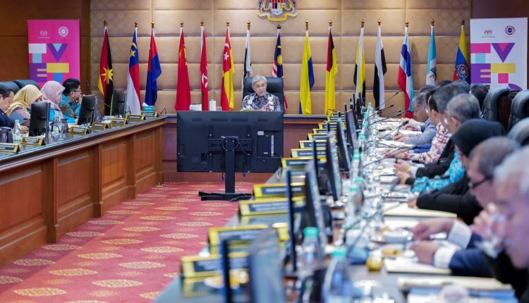 The government will ensure that no TVET institution applicants are dissatisfied, says Zahid