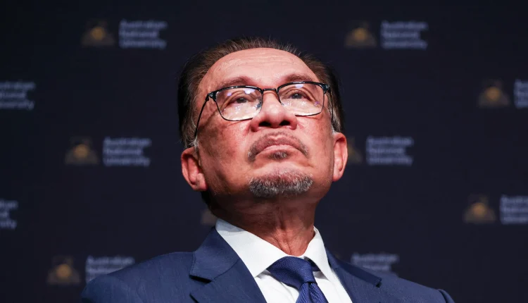 Anwar wants strict action against corrupt offenders