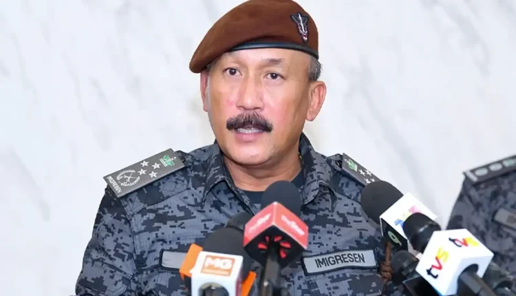 The Director General of Immigration declared those who were engaged in corruption will be fired