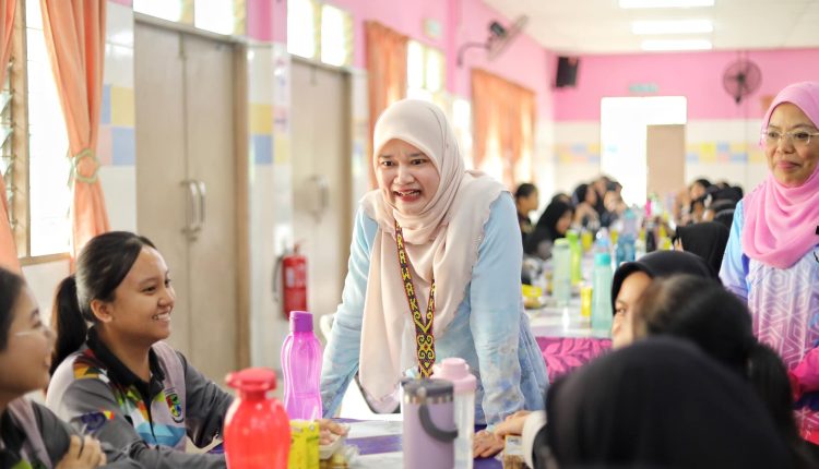 Top SPM students will have matriculation opportunities announced by the Education Ministry, says Fadhlina