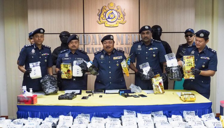 60kg of drugs worth RM1.9 million was seized by Sarawak customs