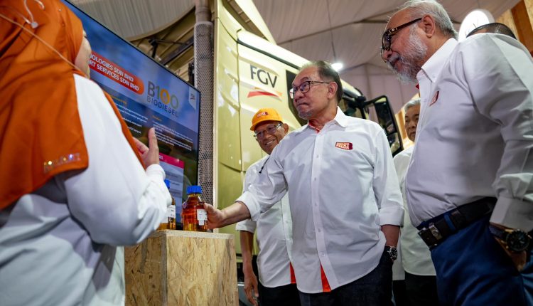 Anwar warned the Felda management not to be caught in wrongdoing, corruption