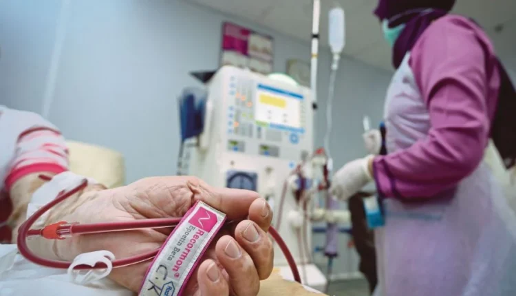 Man sells kidney for RM100,000 to settle father’s debt