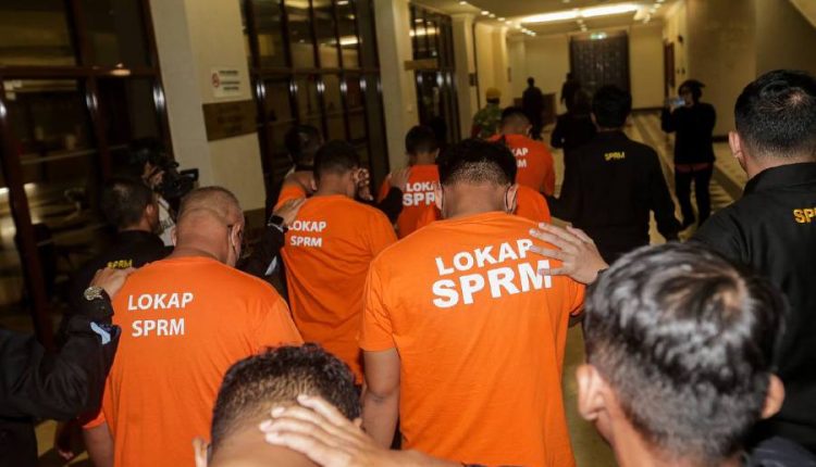 Seven enforcement officers held by MACC for alleged monthly bribes