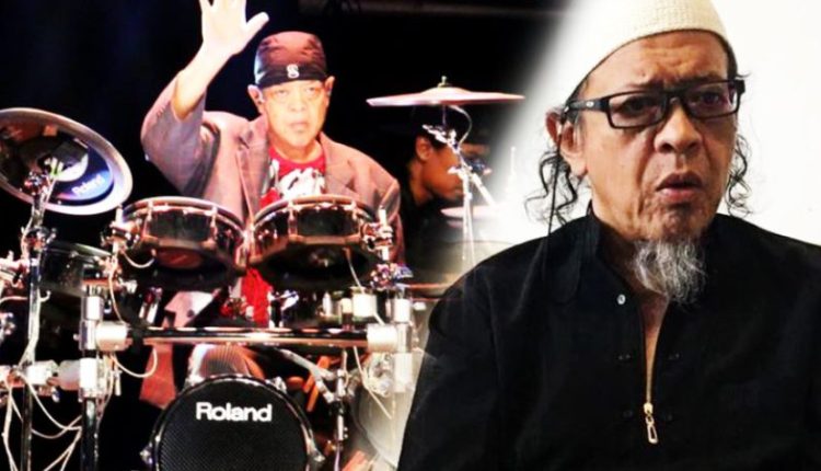 RM10,000 is donated to the family of late Search drummer, Yazit