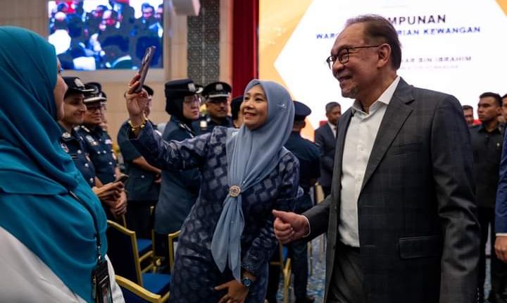 The targeting of RON95 petrol subsidies will not be implemented in the near future, said Anwar