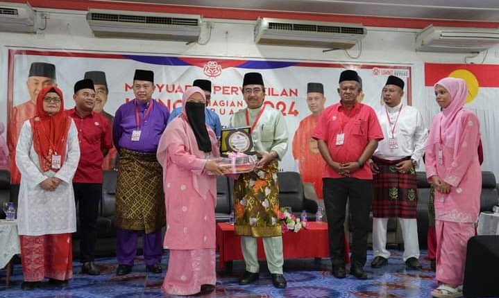 UMNO needs to stop blaming others, said Johari