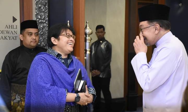 Discuss LKAN as proof that the government is serious about fighting the issue of fraud, leakage and weakness, said Azalina