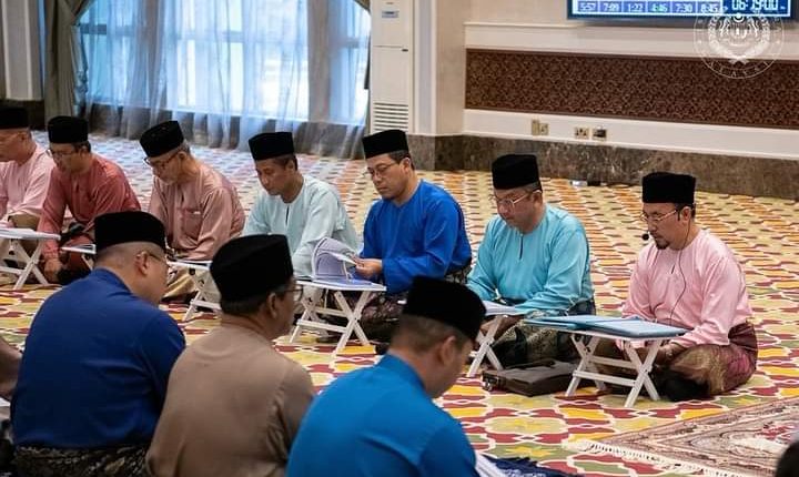 Istana Negara held a reading ceremony of Yasin, a blessing prayer in conjunction with the 17th Agong Coronation Ceremony