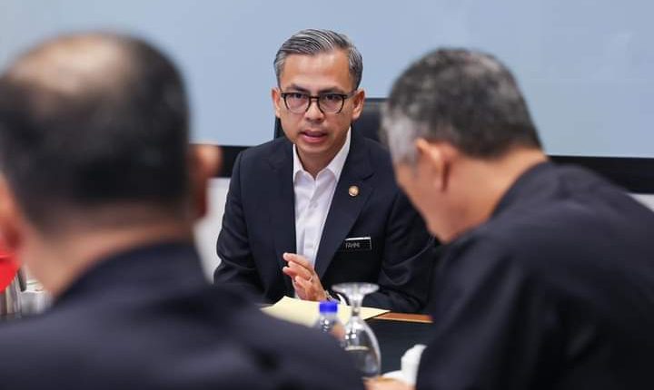 Fadhlina to address issue of alcohol companies' donations, sponsorships to Chinese schools