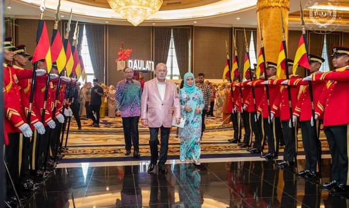 King and Queen express appreciation to national security forces