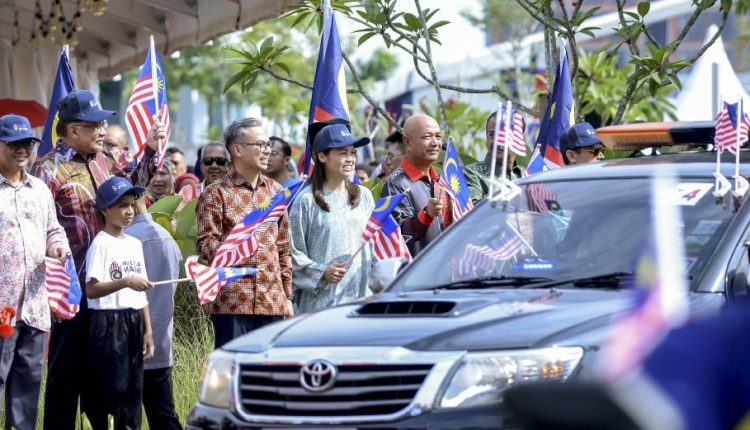 Merdeka Jalur Gemilang convoy arrives in Kuala Lumpur and Putrajaya