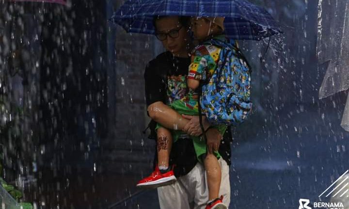 Heavy rain is expected to hit 5 states
