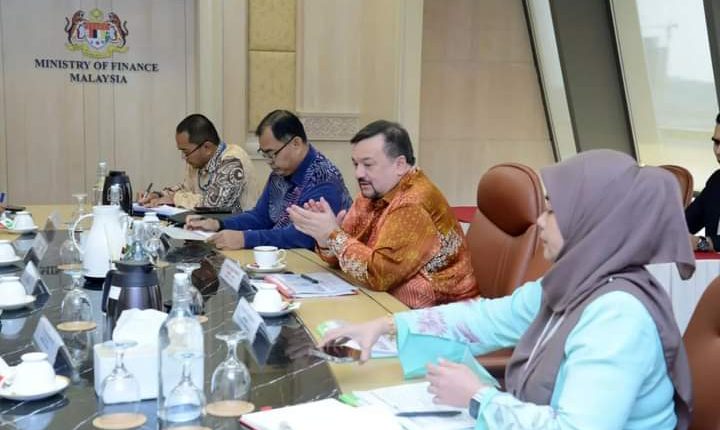 Finance Ministry extends cash refund for unreceived fleet cards