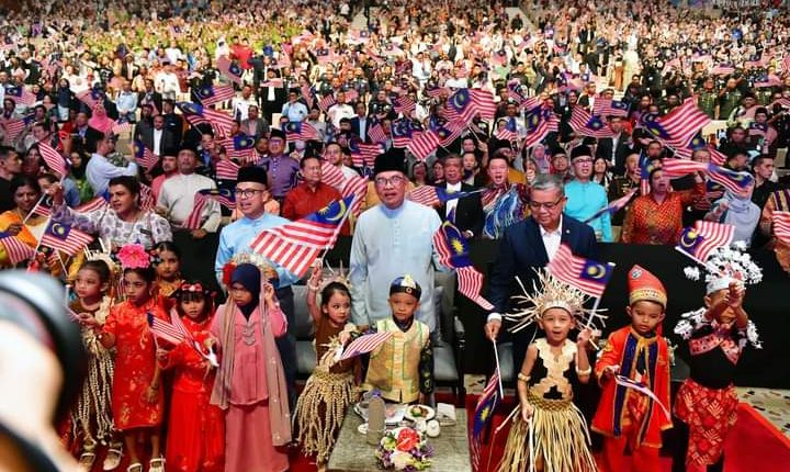 Cabinet ministers call on public to defend independence