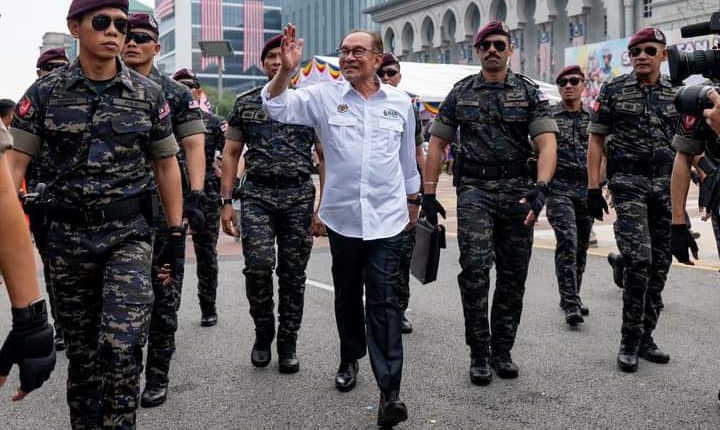 Anwar appreciates the public's effort to celebrate Independence Day