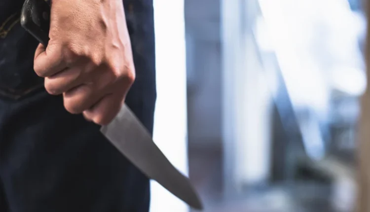 Man arrested after knifing incident with ex-girlfriend at hypermarket