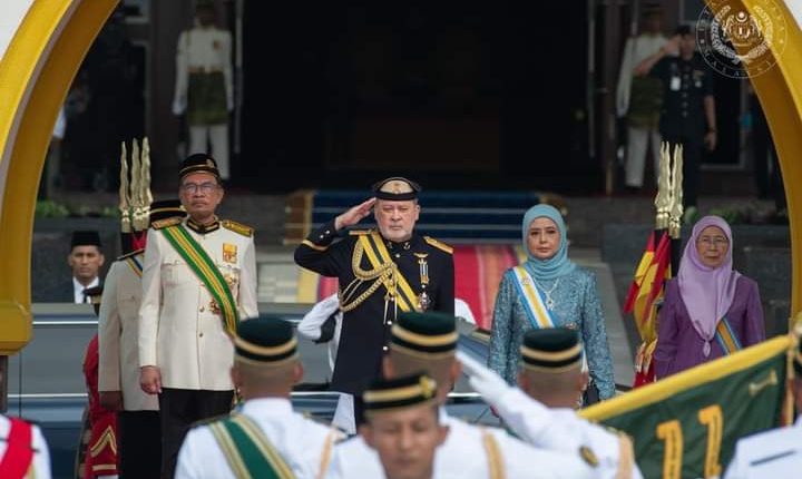 Sultan Ibrahim attends Federal Decorations and Honors Ceremony