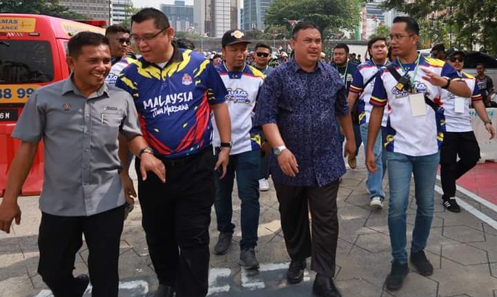 Azman excited to see thousands of Youth Flood Dataran Merdeka