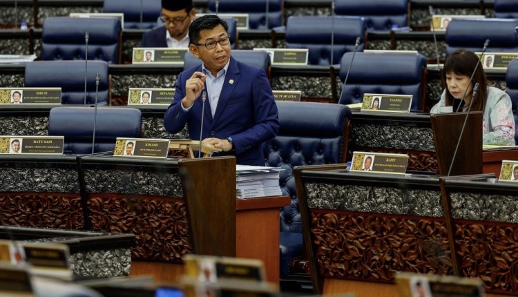 According to Deputy Foreign Minister Datuk Mohamad Alamin, it has been established that the Philippine Maritime Zones Act and the Philippine Archipelagic Sea Lanes Act, which President Ferdinand Marcos Jr. signed on November 8, violate Malaysia's 1979 New Map, which is founded on international principle.