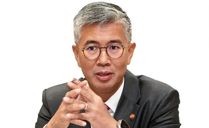 Tengku Datuk Seri Zafrul Abdul Aziz, Investment, Trade and Industry Minister