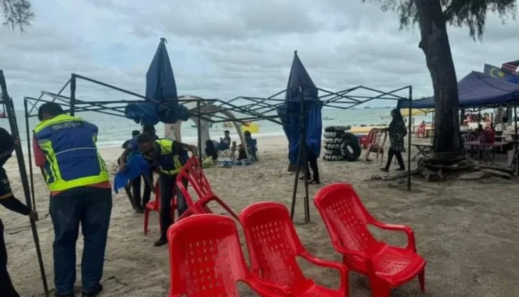 The ban applies to Pantai Tanjung Gemuk, Pantai Batu 1, Pantai Bagan Pinang, Pantai Saujana, Pantai Cahaya Negeri, Pantai Batu 5, Pantai Teluk Kemang, Pantai Purnama, Pantai Cermin, Pantai Tanjung Biru, and Pantai Dickson.